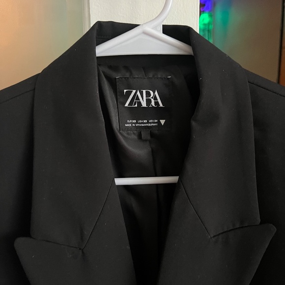 Beautiful black blazer Zara - Picture 3 of 6